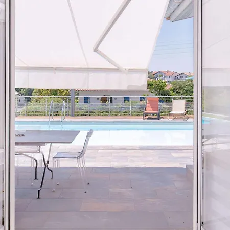 Maison Avec Piscine - 8 Pers. - Fr-1-4-713 * Saint-Jean-de-Luz
